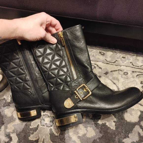 Vince Camuto black leather boots - Picture 3 of 4